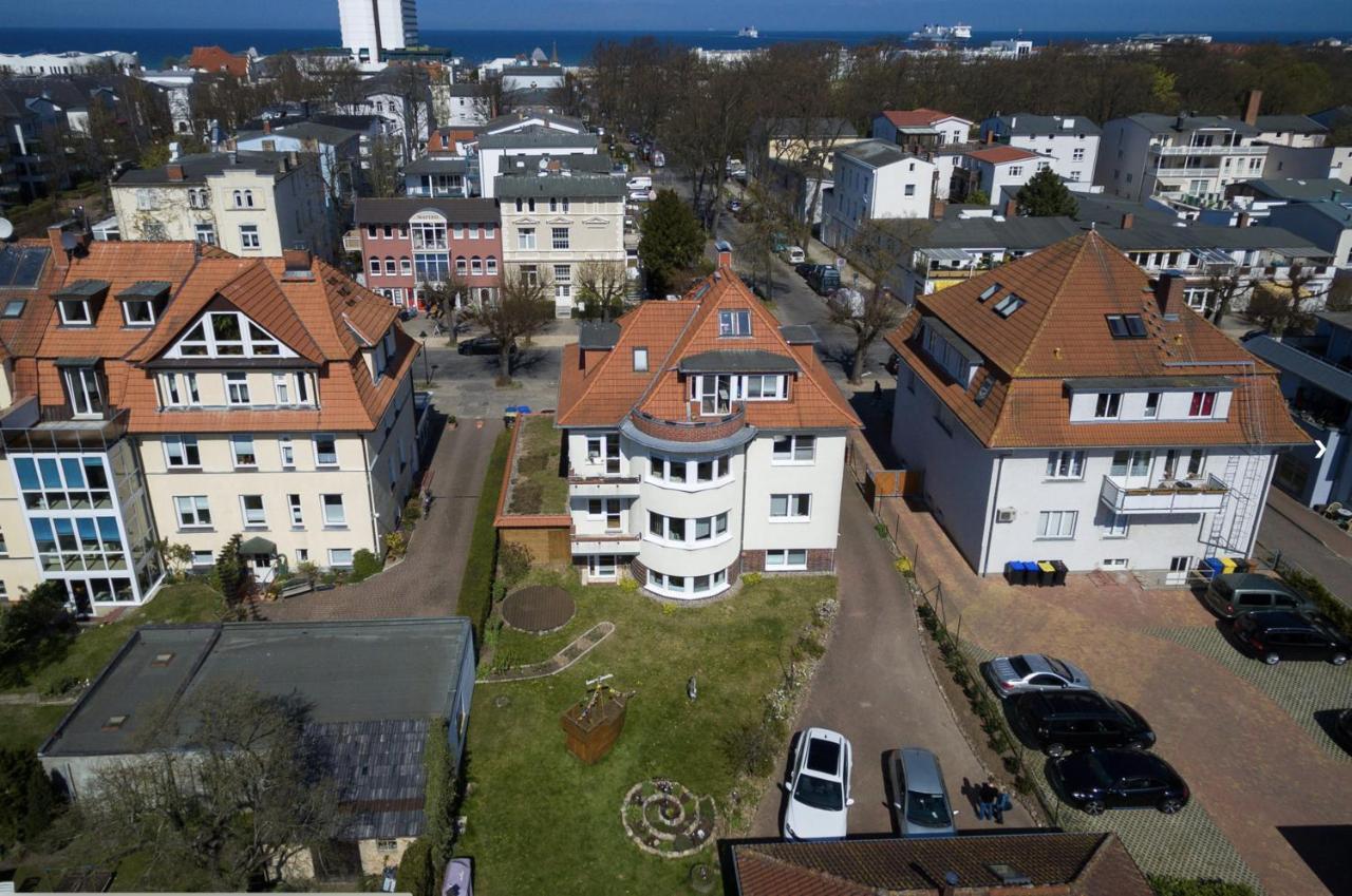 Ferienwohnungen Warnemuende Rostock Exterior photo